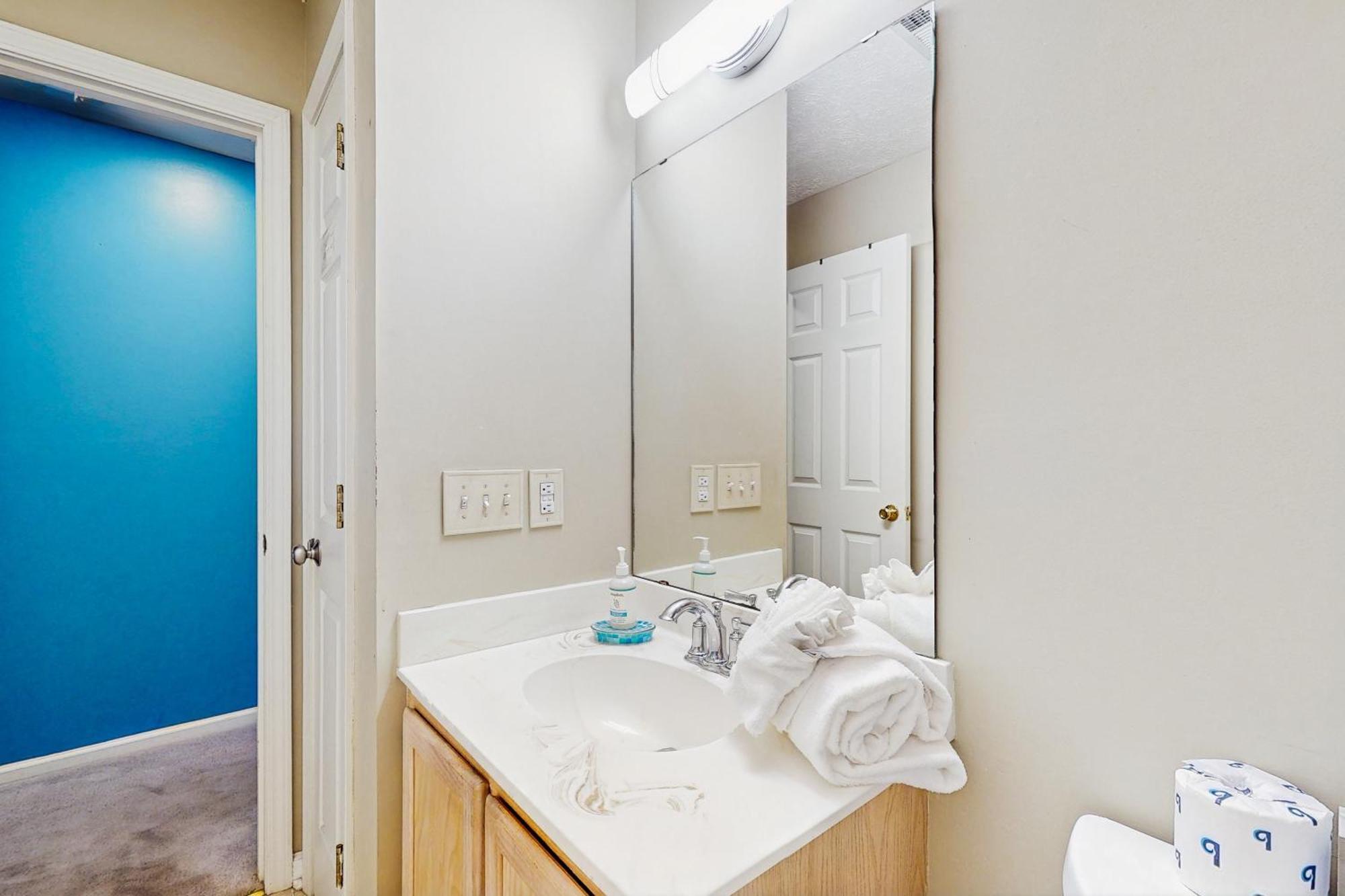 White River Unit 19e Apartment *